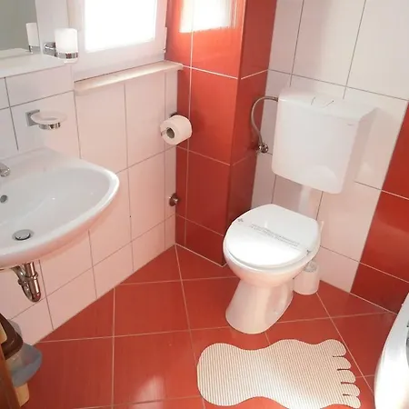 Three-bedroom In Okrug Gornji I * Trogir